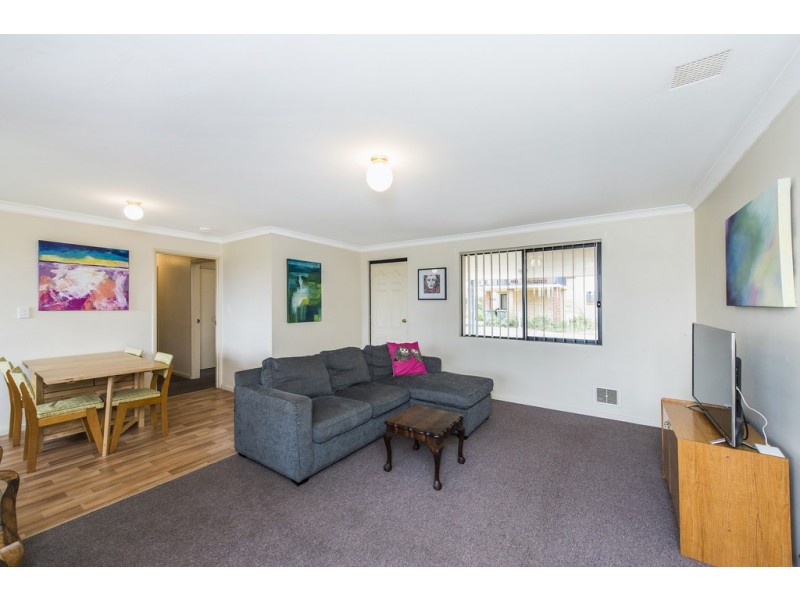 26/11 Elvire Street, Viveash WA 6056