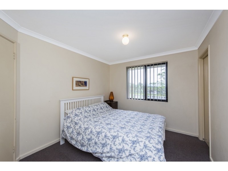 26/11 Elvire Street, Viveash WA 6056