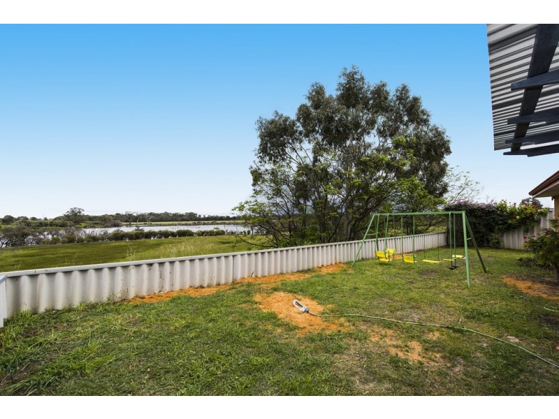 26/11 Elvire Street, Viveash WA 6056