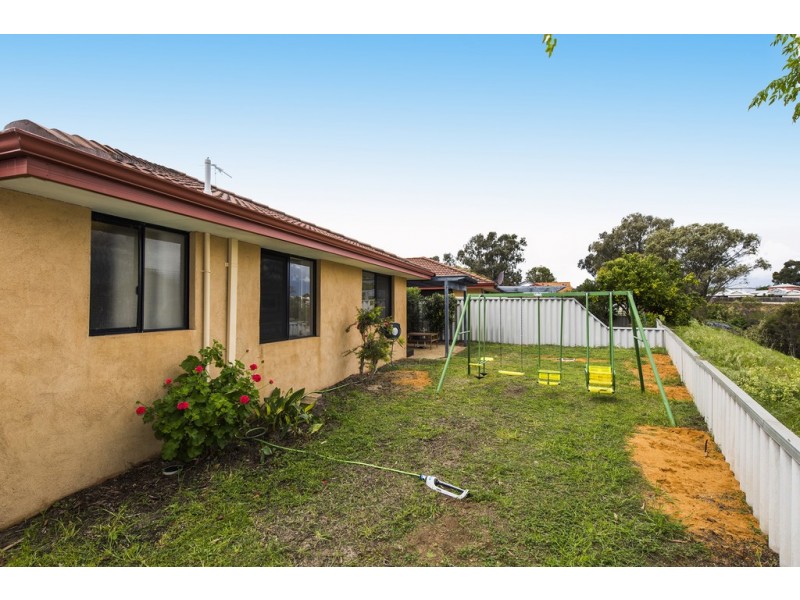 26/11 Elvire Street, Viveash WA 6056