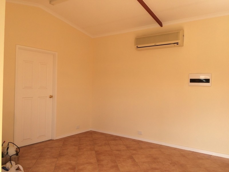 13 Henrietta Street, York WA 6302