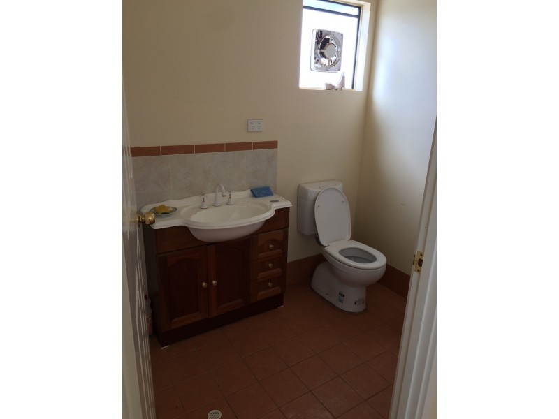 13 Henrietta Street, York WA 6302