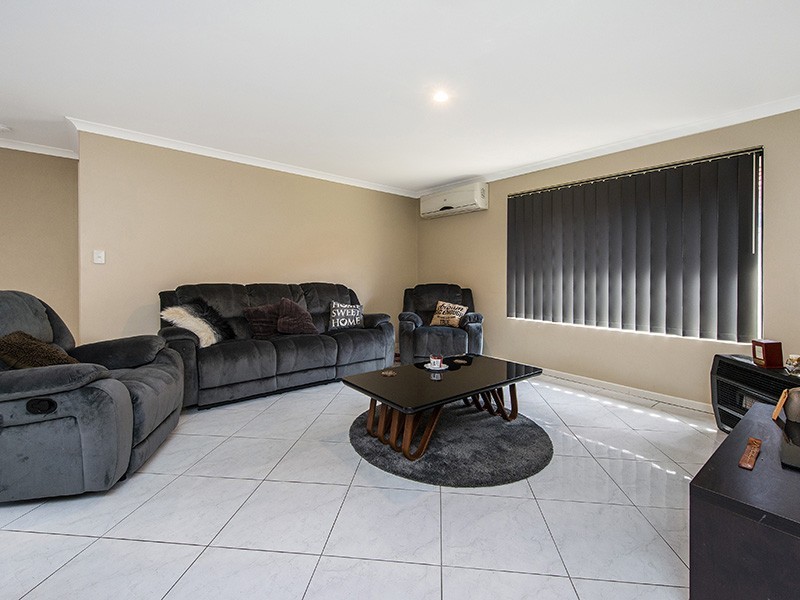 22 ELMINA AVENUE, Ellenbrook WA 6069
