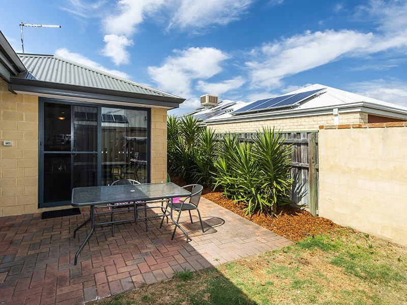 22 ELMINA AVENUE, Ellenbrook WA 6069