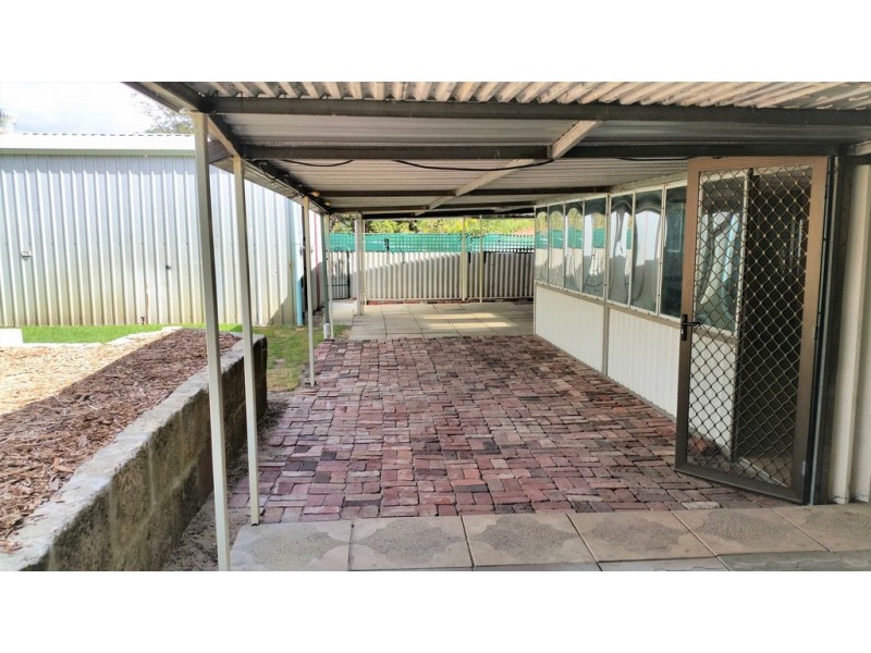 10 CROSSWAY, Swan View WA 6056