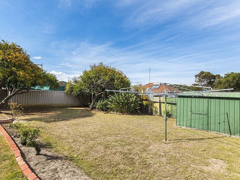 52 Elvire Street, Midland WA 6056