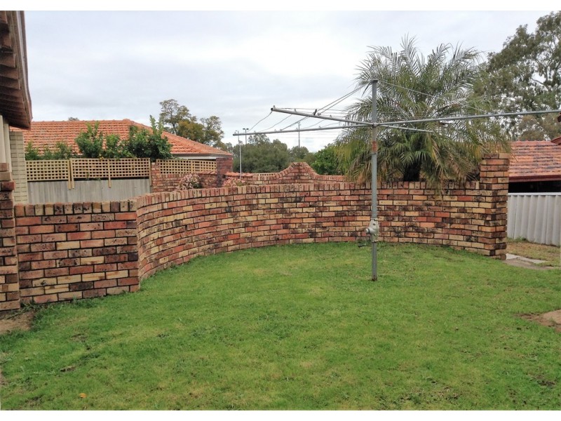 3 REDGUM LANE, Swan View WA 6056