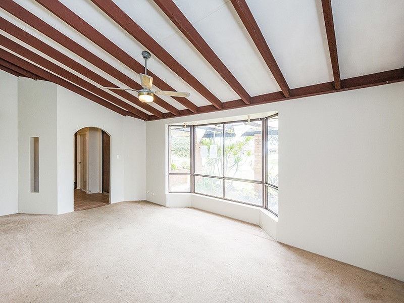 15 SMITH STREET, Beechboro WA 6063