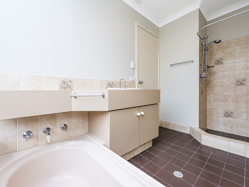 15 SMITH STREET, Beechboro WA 6063