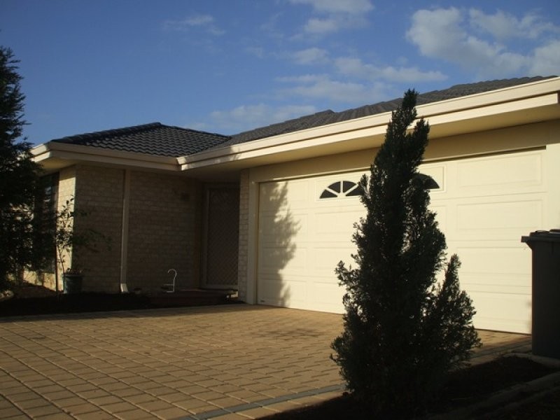 20 Coomer Elbow, South Guildford WA 6055