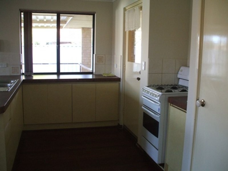 20 Coomer Elbow, South Guildford WA 6055