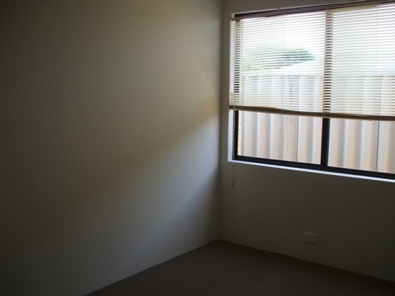 20 Coomer Elbow, South Guildford WA 6055