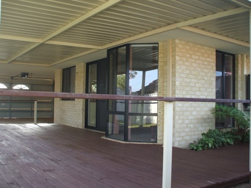 20 Coomer Elbow, South Guildford WA 6055