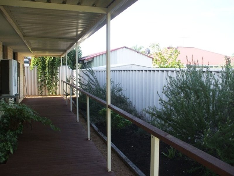 20 Coomer Elbow, South Guildford WA 6055