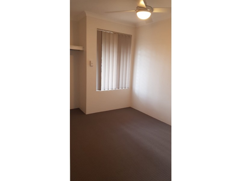 15 BURTON RETREAT, Stratton WA 6056