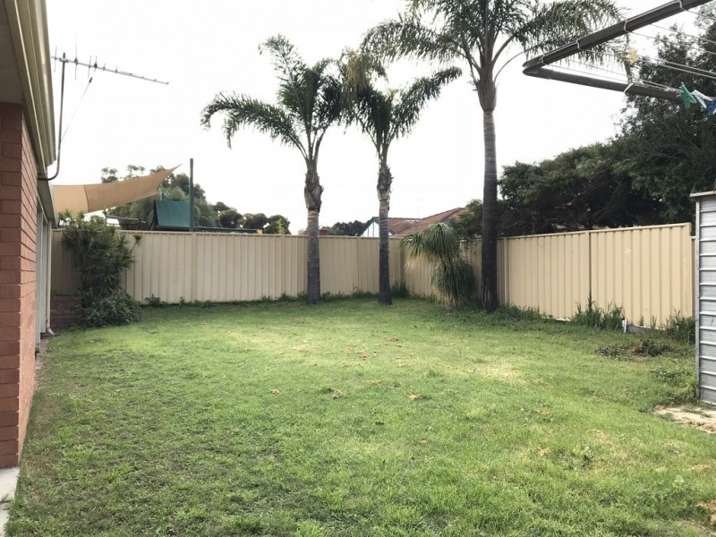 15 BURTON RETREAT, Stratton WA 6056