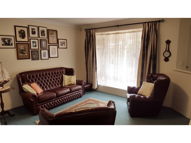 19 Frankland Place, Jane Brook WA 6056