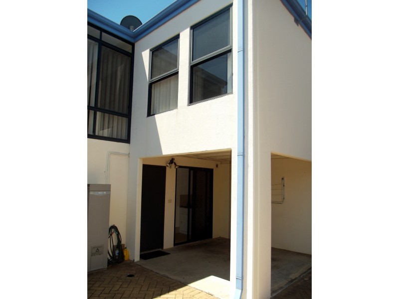 6/93 GREAT NORTHERN HIGHWAY, Midland WA 6056