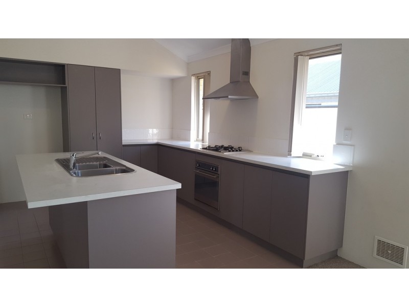 35 CALDWELL TURN, Clarkson WA 6030