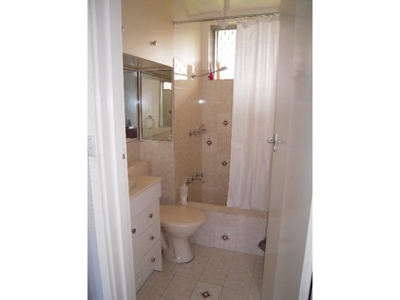 3/15 Woodall St, Dianella WA 6059