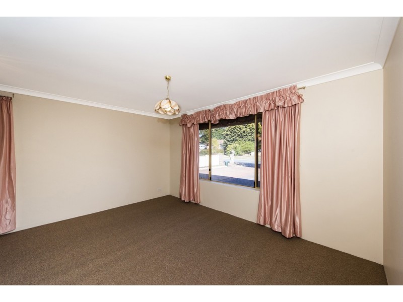 109 BLACKADDER ROAD, Swan View WA 6056