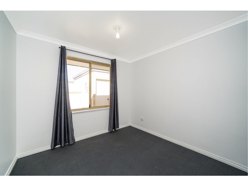 9 ERIC STREET, Midland WA 6056