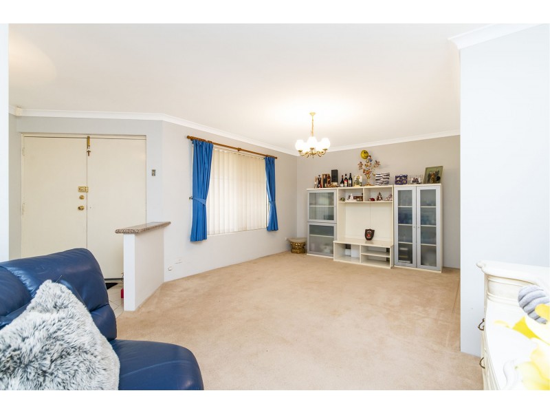 12 ZIRCON PLACE, Maida Vale WA 6057