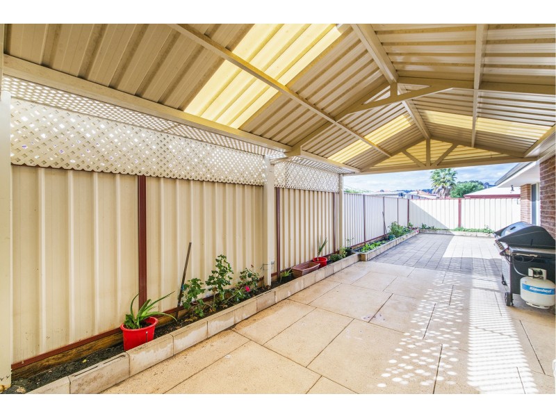 12 ZIRCON PLACE, Maida Vale WA 6057