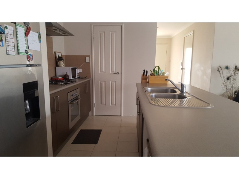 29 PAVILION CIRCLE, The Vines WA 6069