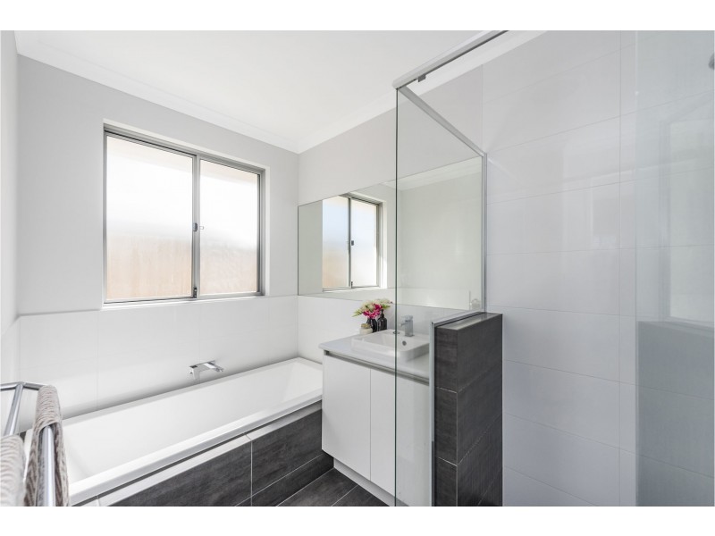 23 EPWORTH WAY, The Vines WA 6069