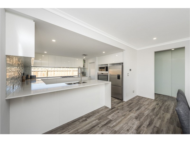 23 EPWORTH WAY, The Vines WA 6069