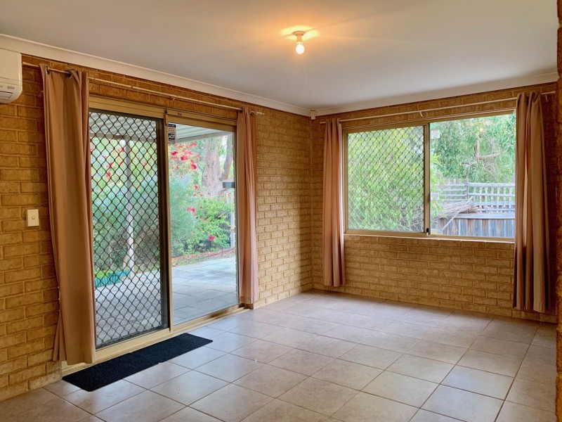 18 LIKELY PLACE, Stratton WA 6056