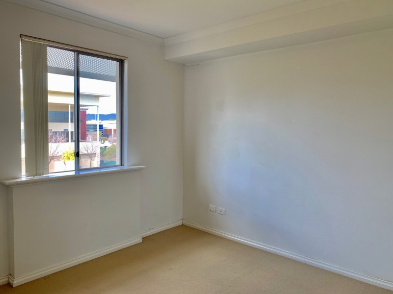 27/42 THE CRESCENT, Midland WA 6056