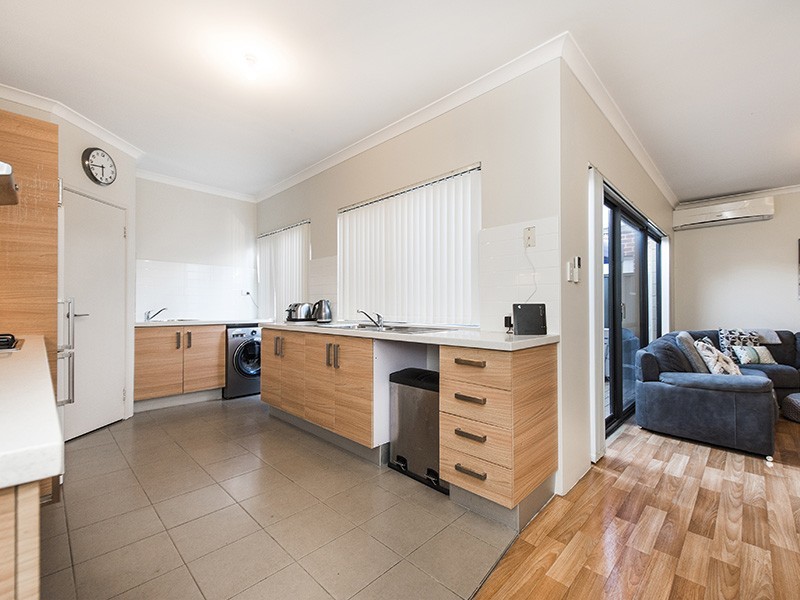 3 93 FERGUSON STREET, Midland WA 6056