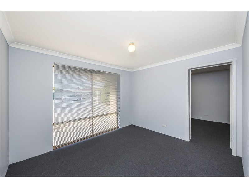 2 Forward Court, High Wycombe WA 6057