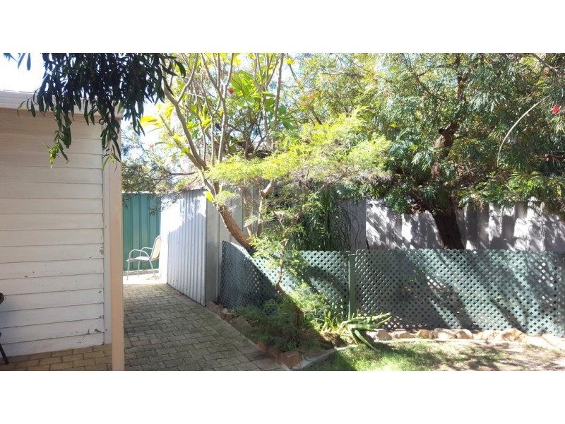 16 Williamson Lane, Stratton WA 6056