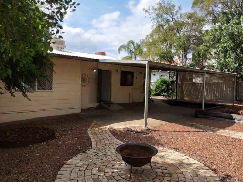 58 JINDA ROAD, Koongamia WA 6056