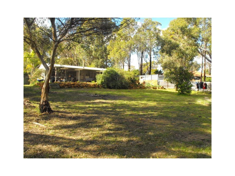 7 Parkland Rd, Stoneville WA 6081