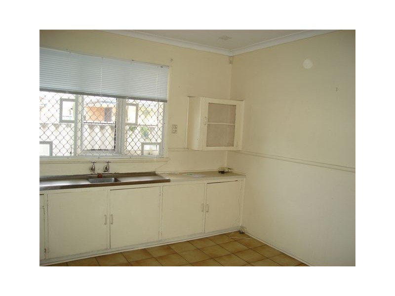 48 loton ave, Midland WA 6056