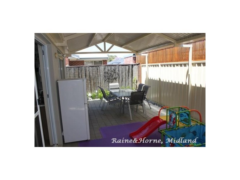 Unit 5/12 Charles East, Midland WA 6056