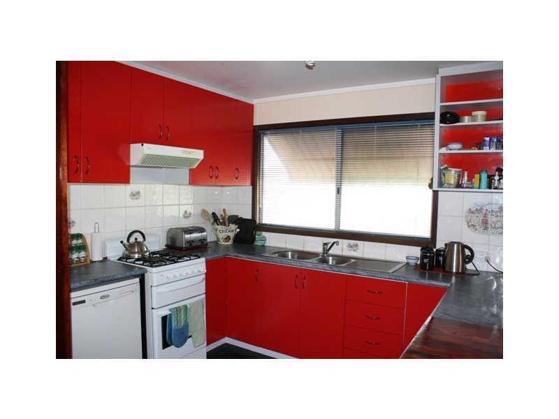 125 Sylvester St, Coolgardie WA 6429