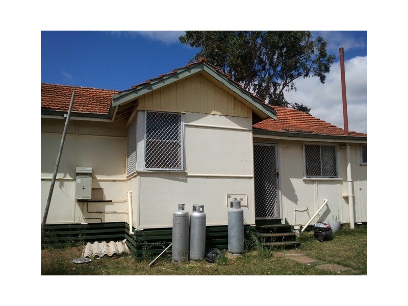 13 Main Rd, Mullewa WA 6630