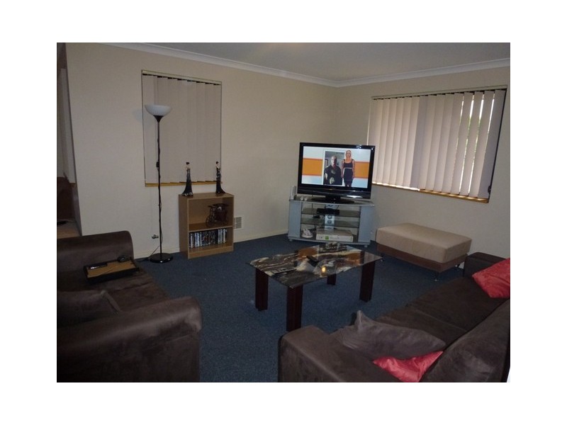 37/11 Elvire Street, Viveash WA 6056