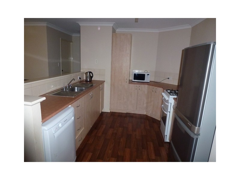 37/11 Elvire Street, Viveash WA 6056