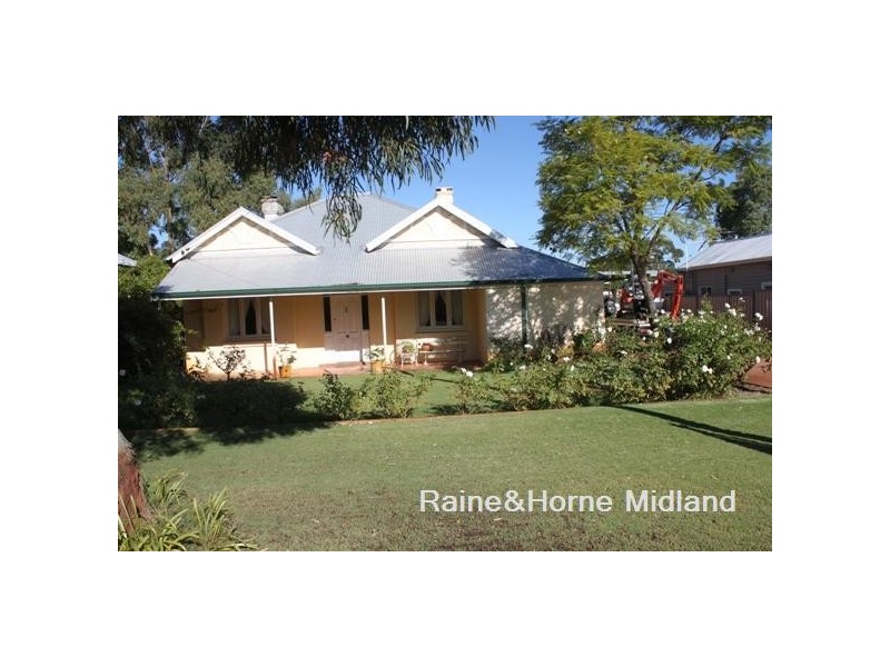 11 Nurstead Ave, Bassendean WA 6054