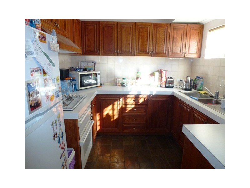 3/11 Mathoura Street, Midland WA 6056