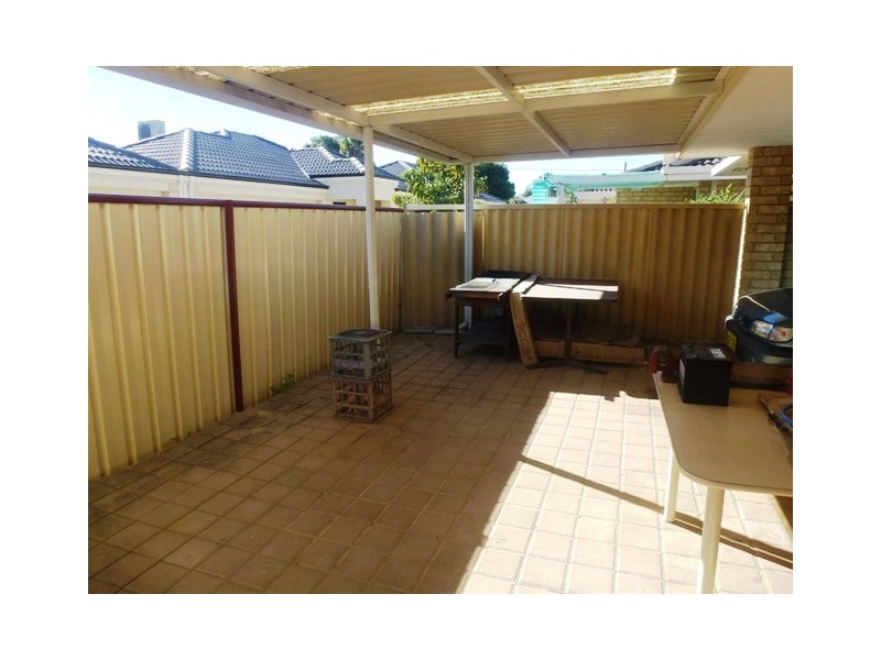 3/11 Mathoura Street, Midland WA 6056