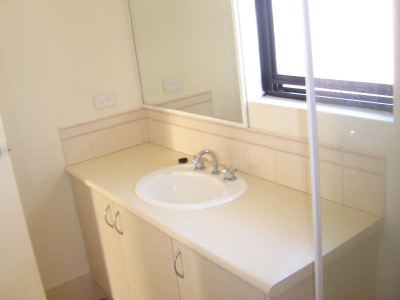 25/11 Elvire St, Viveash WA 6056