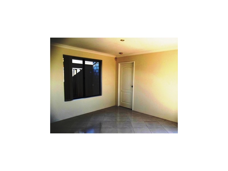 15 Strathmore Parkway, Ellenbrook WA 6069