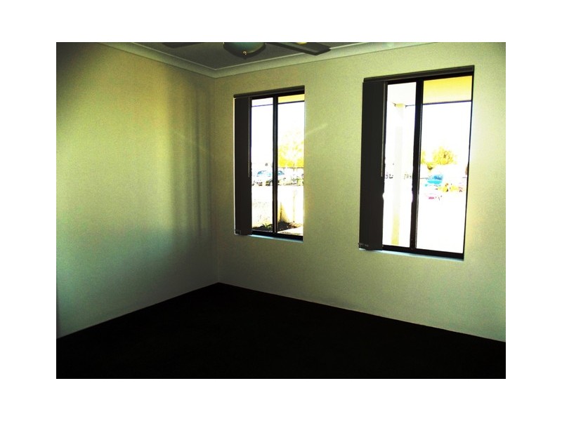 15 Strathmore Parkway, Ellenbrook WA 6069